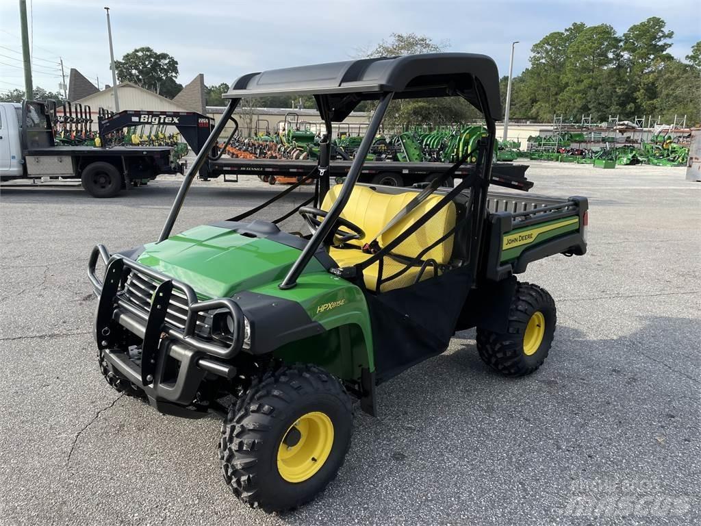 John Deere 815E Specializuotos paskirties technika