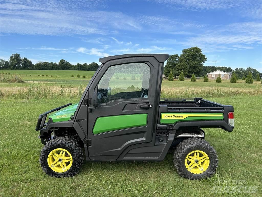 John Deere 835M Specializuotos paskirties technika