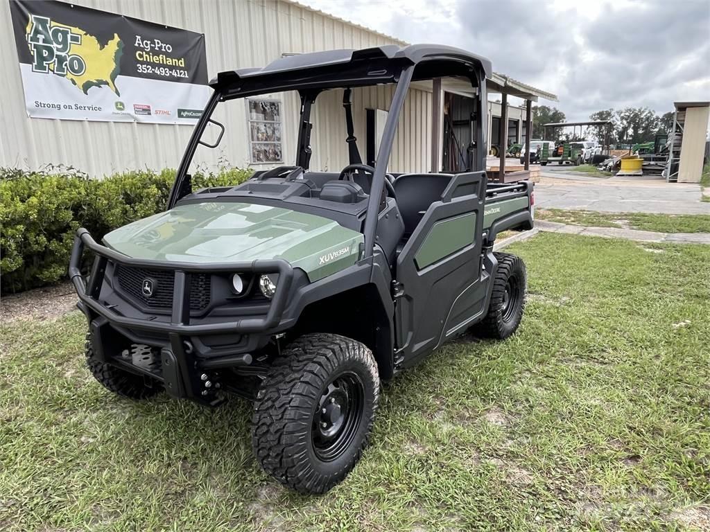John Deere 835M Specializuotos paskirties technika