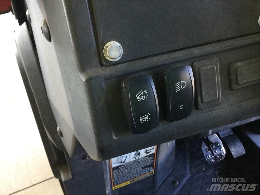 John Deere 835M Specializuotos paskirties technika