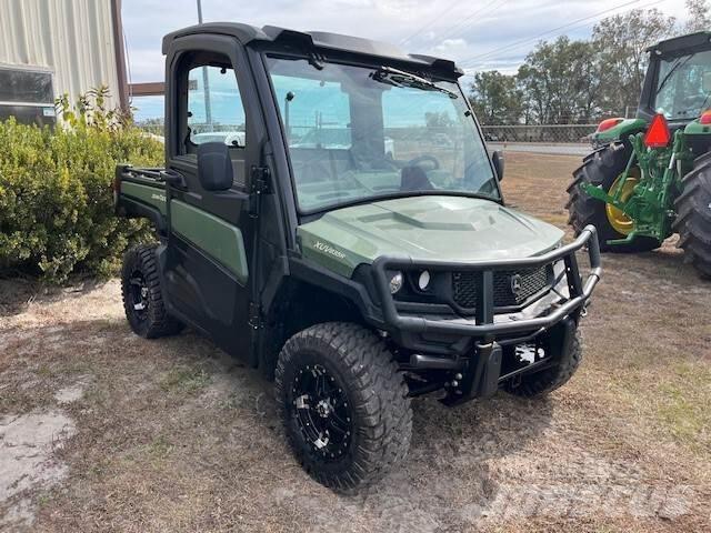 John Deere 835R Specializuotos paskirties technika