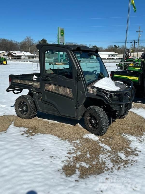 John Deere 835R Specializuotos paskirties technika