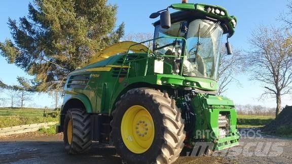 John Deere 8400 Pašarų kombainai