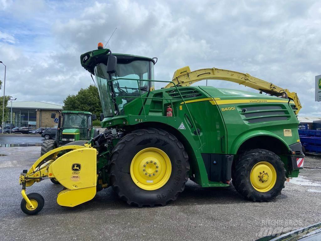 John Deere 8400i Pašarų kombainai