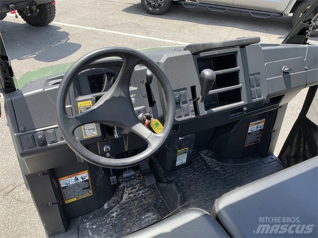 John Deere 865M Specializuotos paskirties technika