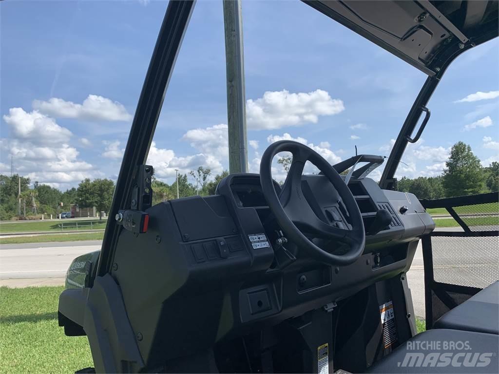 John Deere 865M Specializuotos paskirties technika