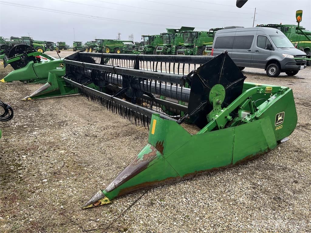 John Deere 920F Derliaus nuėmimo kombainų priedai