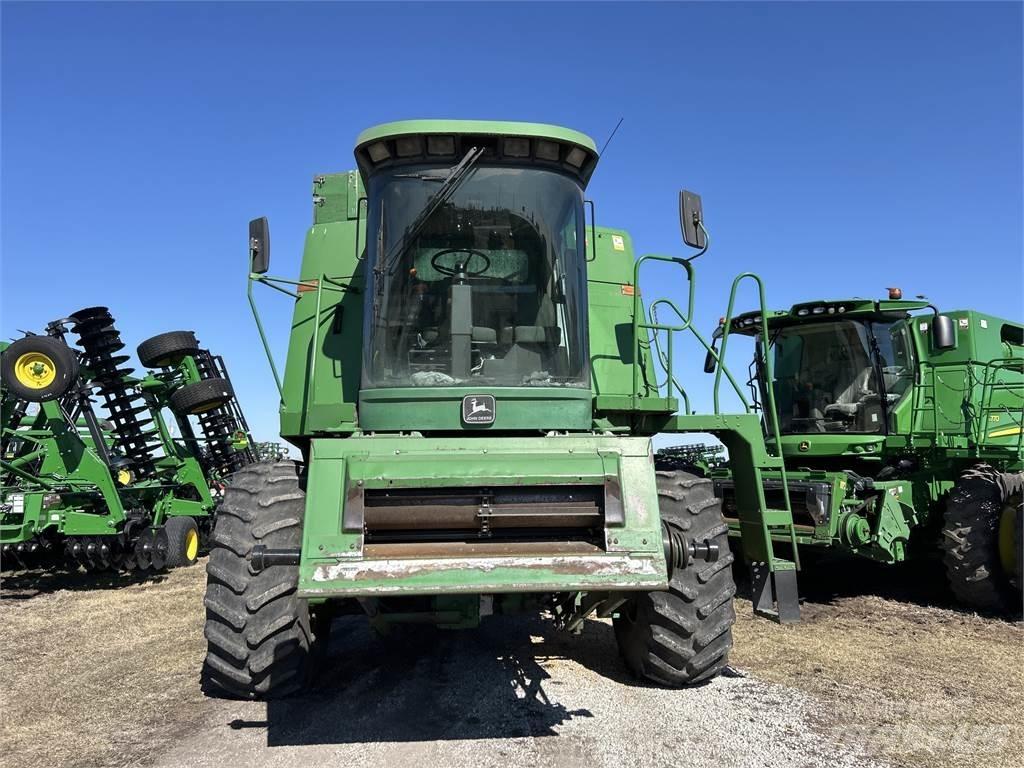 John Deere 9400 Derliaus nuėmimo kombainai