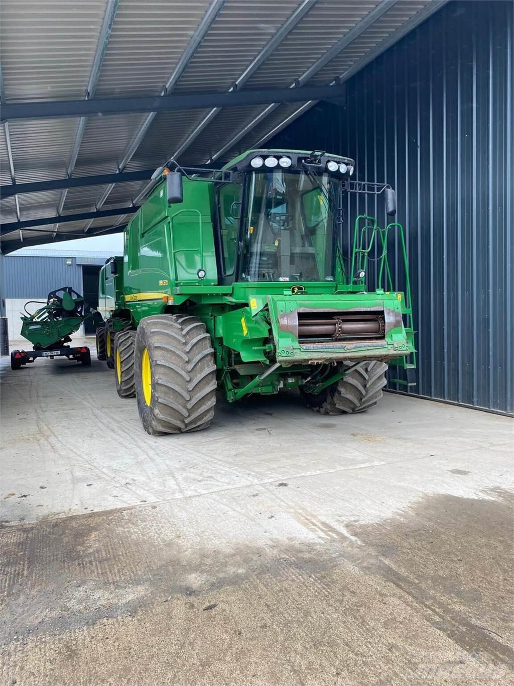 John Deere C670 Derliaus nuėmimo kombainai