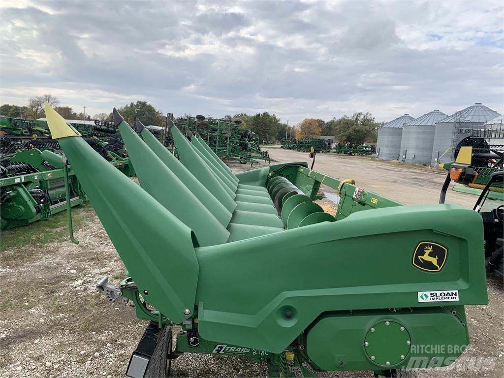John Deere C8R Derliaus nuėmimo kombainų priedai