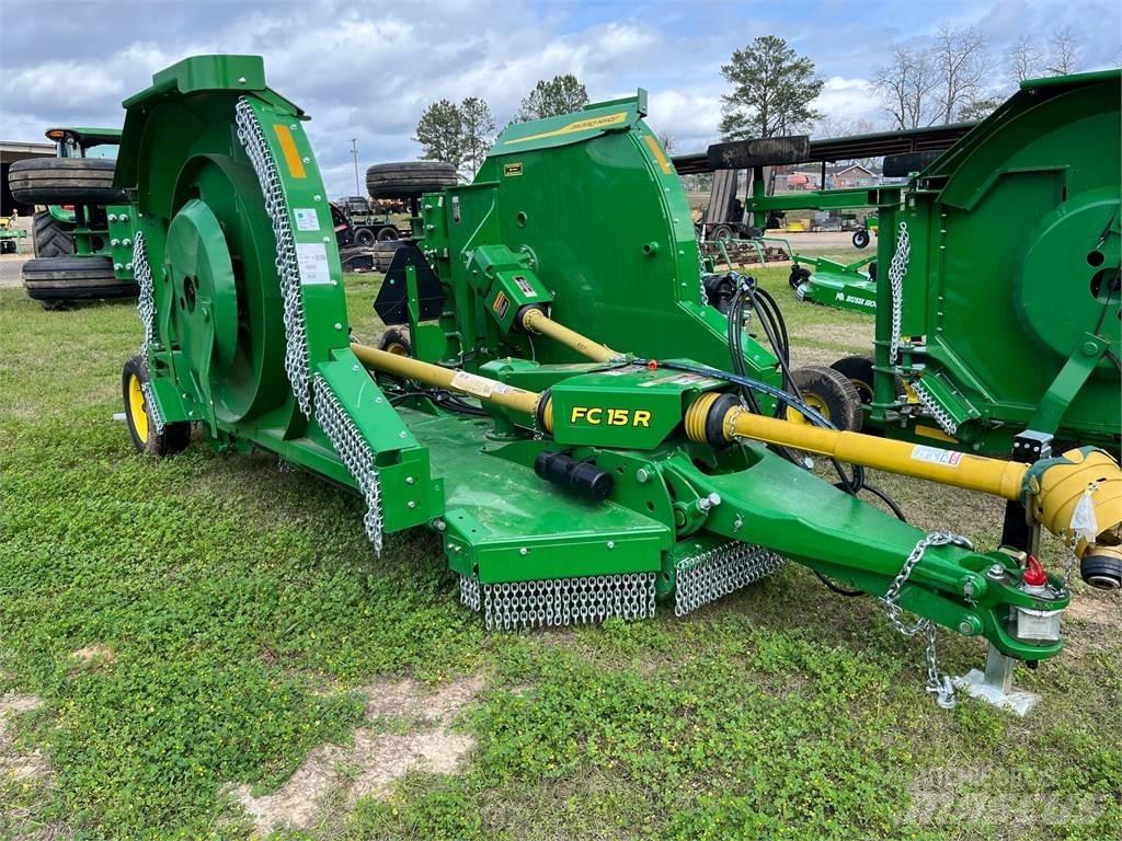 John Deere FC15R Ryšulių smulkinimo, pjaustymo ir išvyniojimo įrenginiai