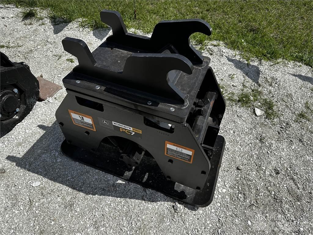 John Deere PC7 Statyba - Kita