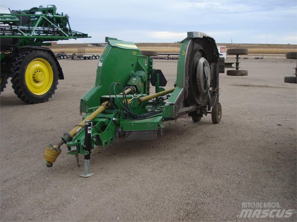 John Deere R15 Ryšulių smulkinimo, pjaustymo ir išvyniojimo įrenginiai