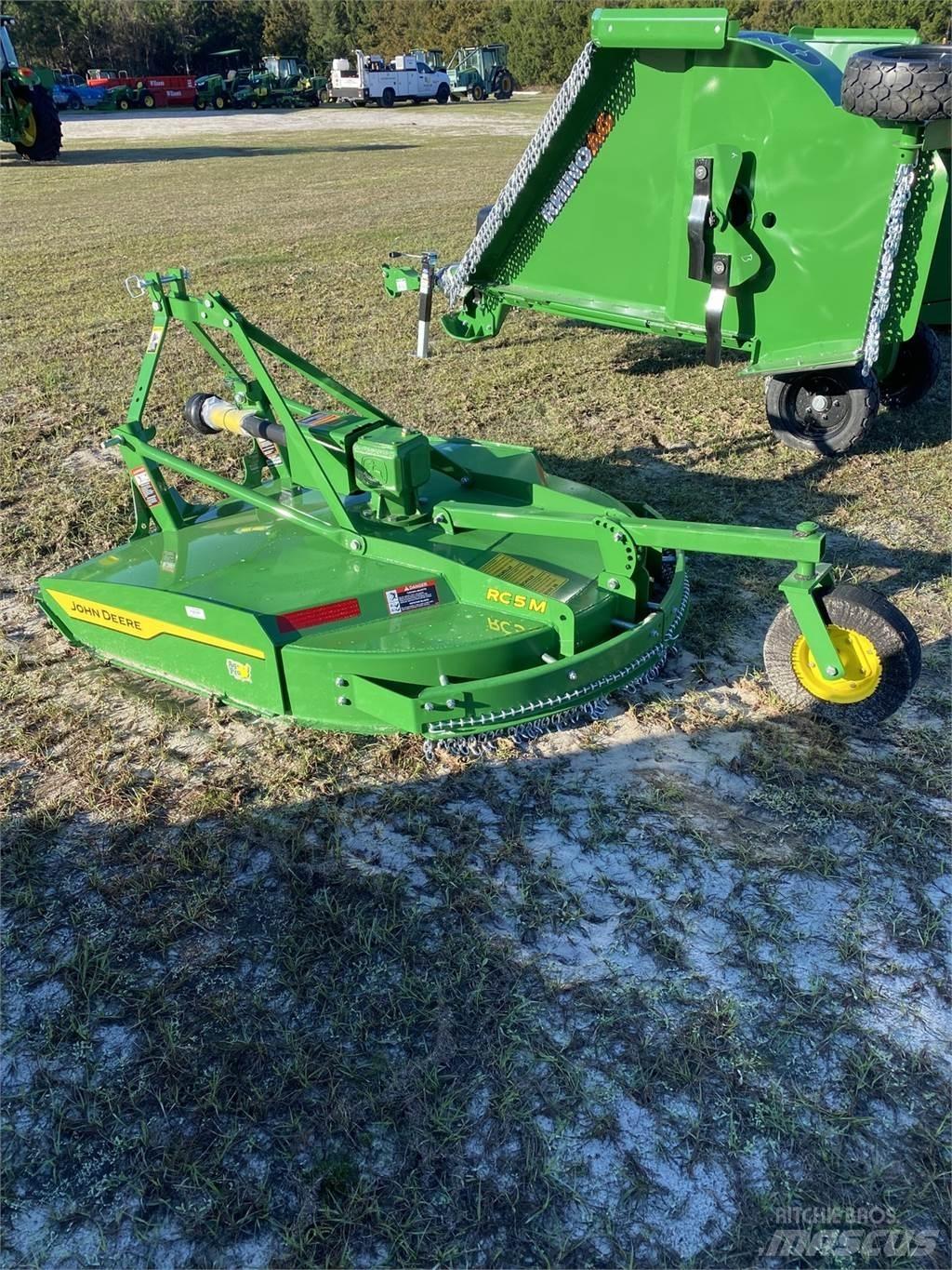 John Deere RC5M Ryšulių smulkinimo, pjaustymo ir išvyniojimo įrenginiai