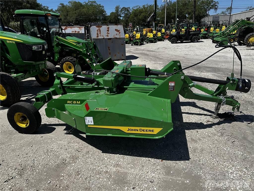 John Deere RC8M Ryšulių smulkinimo, pjaustymo ir išvyniojimo įrenginiai