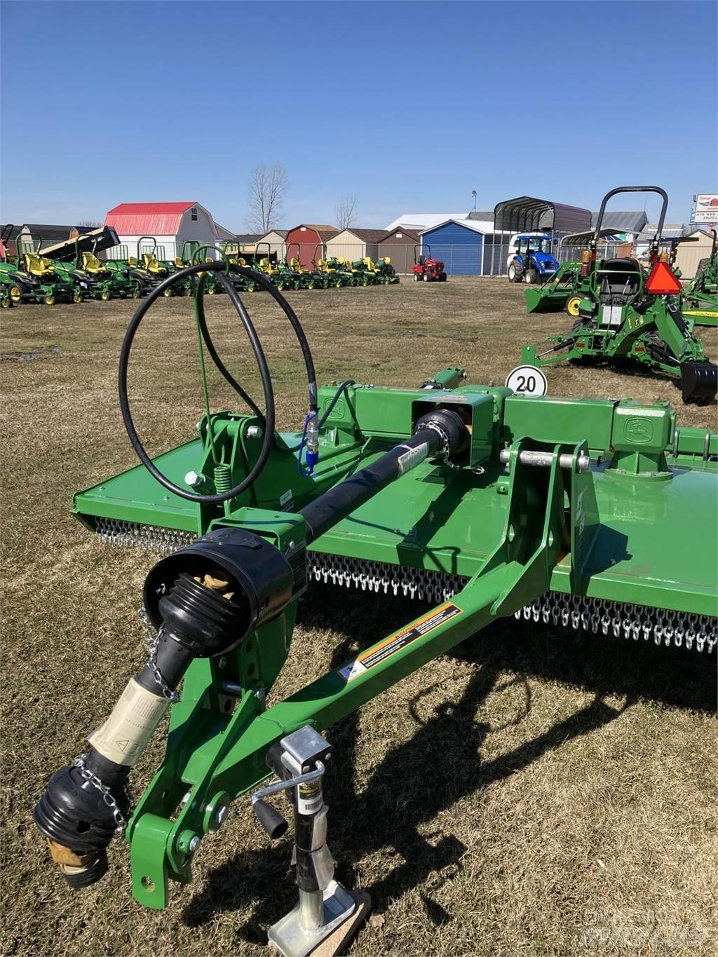 John Deere RC8M Ryšulių smulkinimo, pjaustymo ir išvyniojimo įrenginiai