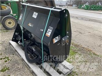 John Deere RT52 Varomosios akėčios ir žemės frezos