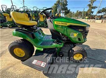 John Deere S100 Sodo traktoriukai-vejapjovės