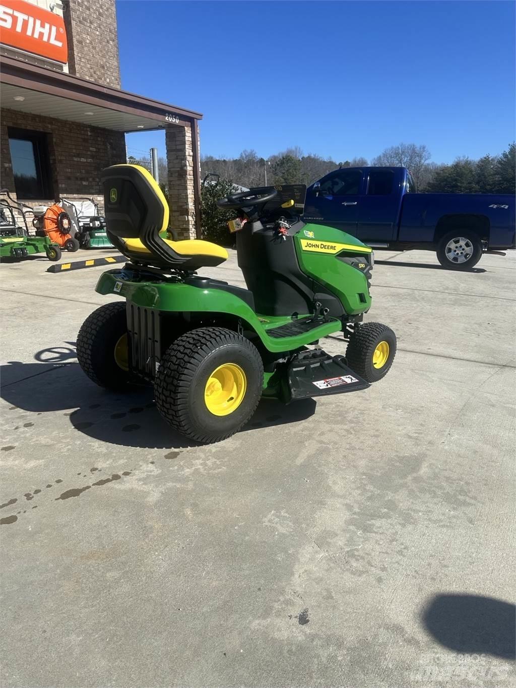 John Deere S110 Sodo traktoriukai-vejapjovės