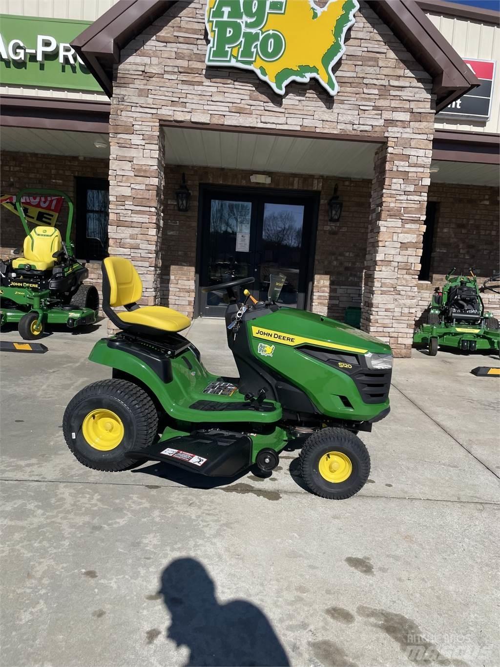 John Deere S120 Sodo traktoriukai-vejapjovės
