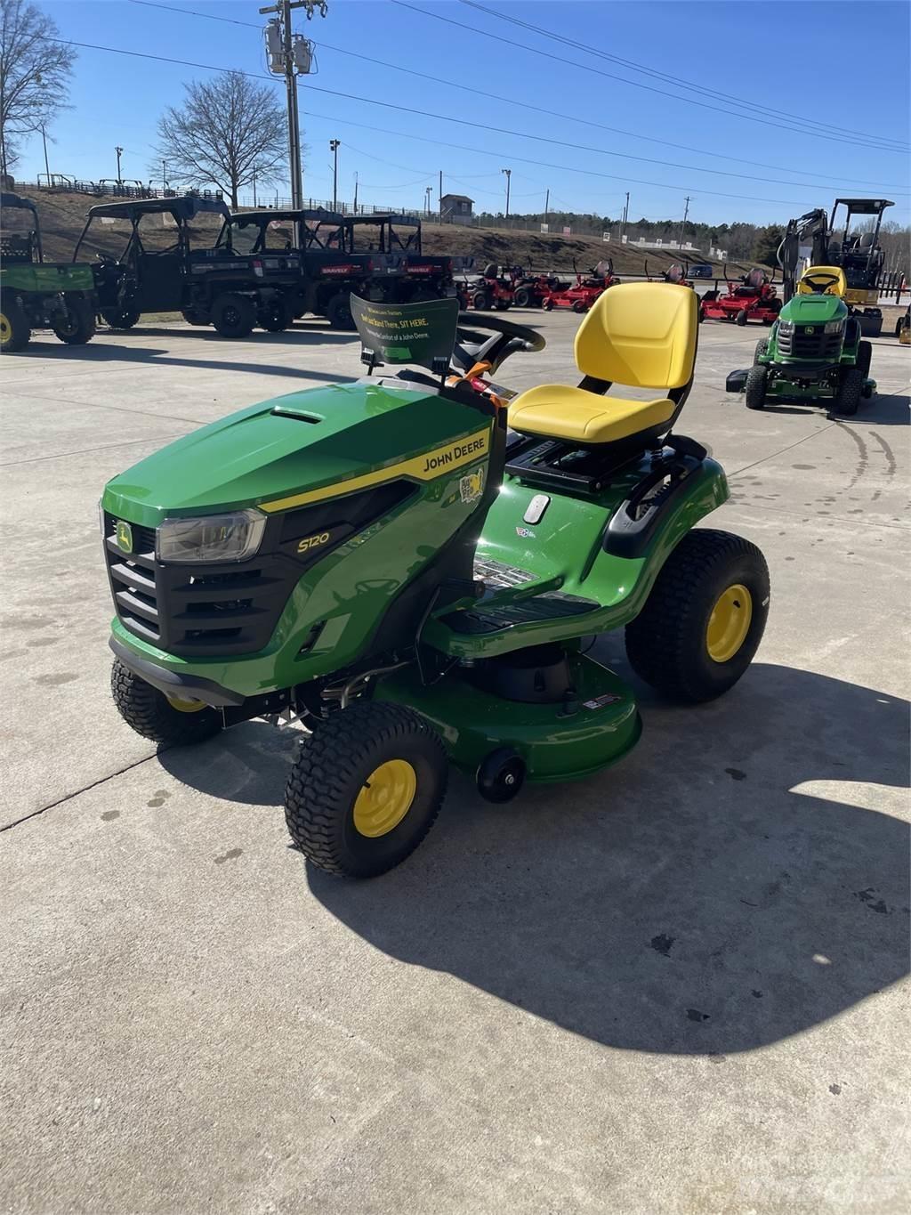 John Deere S120 Sodo traktoriukai-vejapjovės