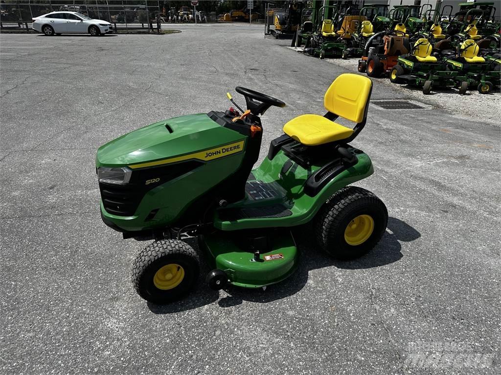 John Deere S120 Sodo traktoriukai-vejapjovės