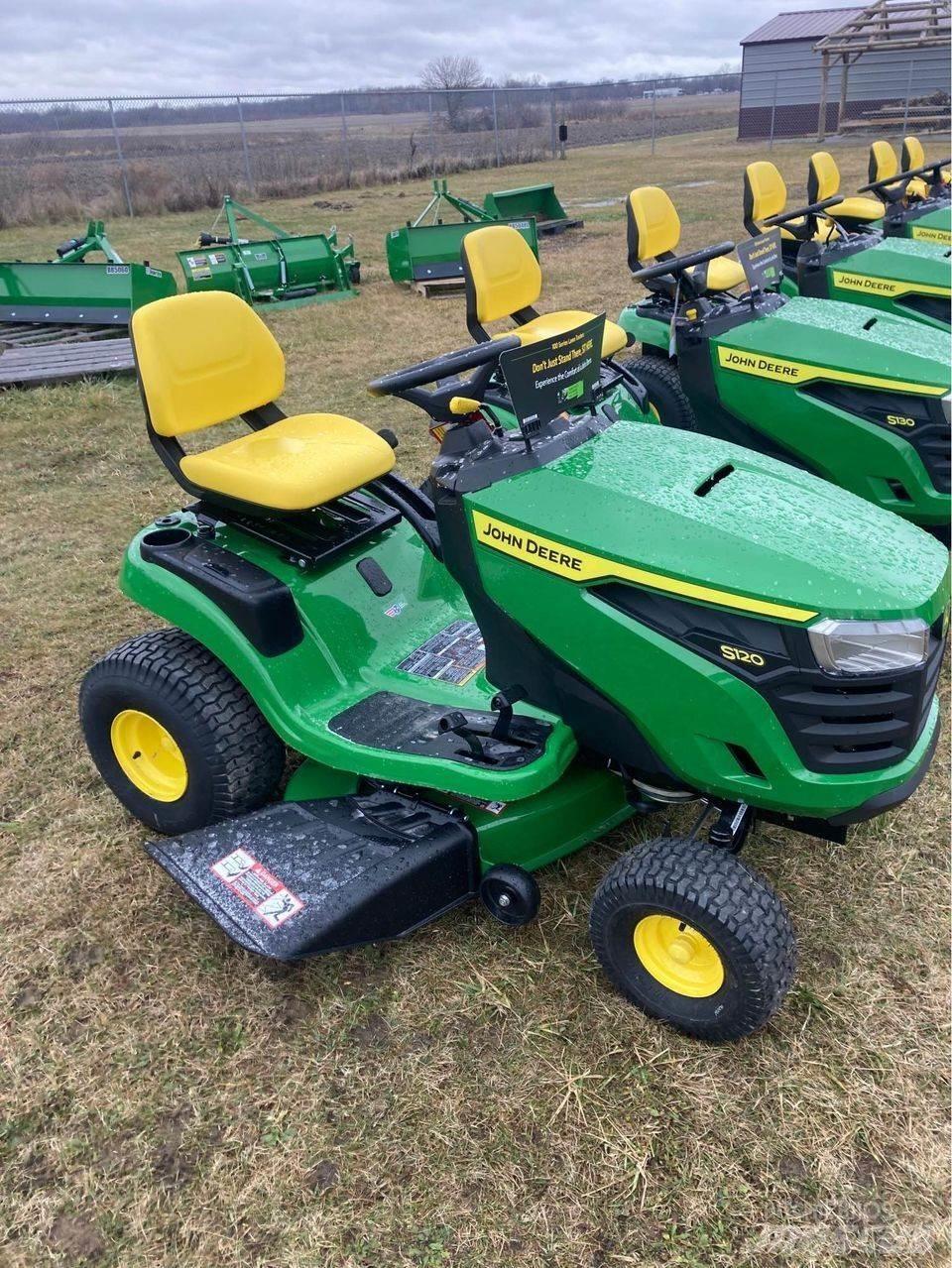 John Deere s120 Sodo traktoriukai-vejapjovės