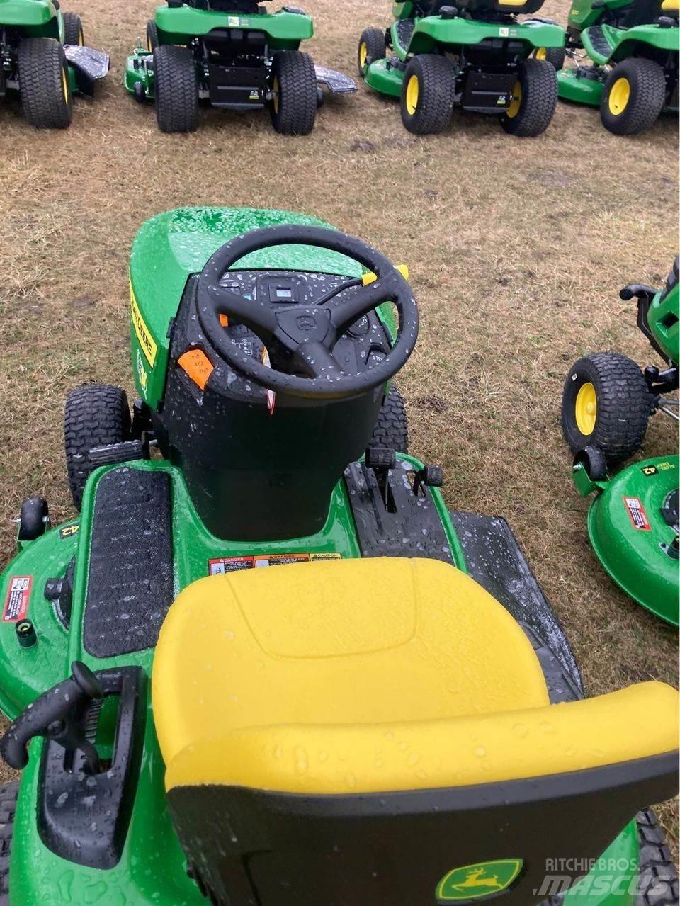 John Deere s120 Sodo traktoriukai-vejapjovės