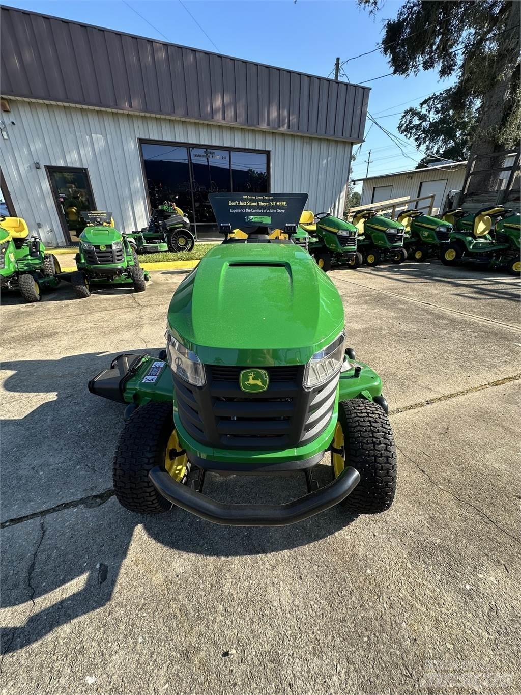 John Deere S180 Naudoti kompaktiški traktoriai