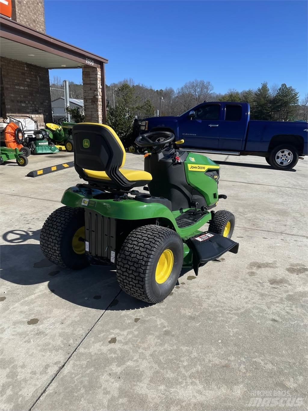 John Deere S220 Sodo traktoriukai-vejapjovės