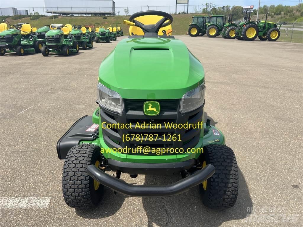 John Deere S220 Sodo traktoriukai-vejapjovės