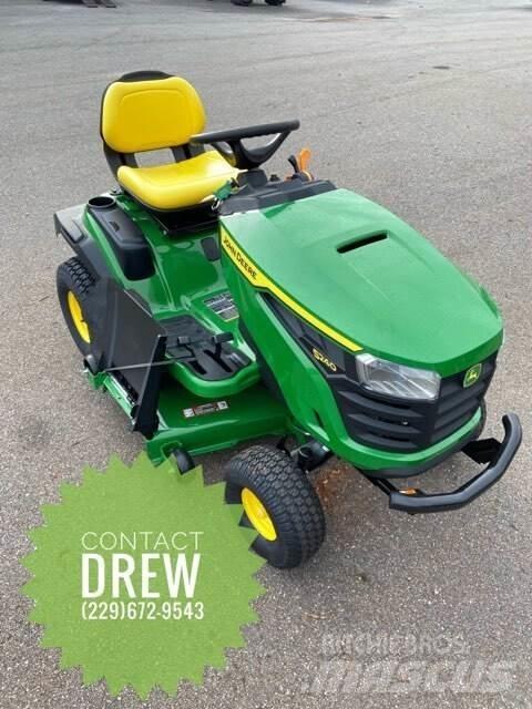 John Deere S240 Naudoti kompaktiški traktoriai