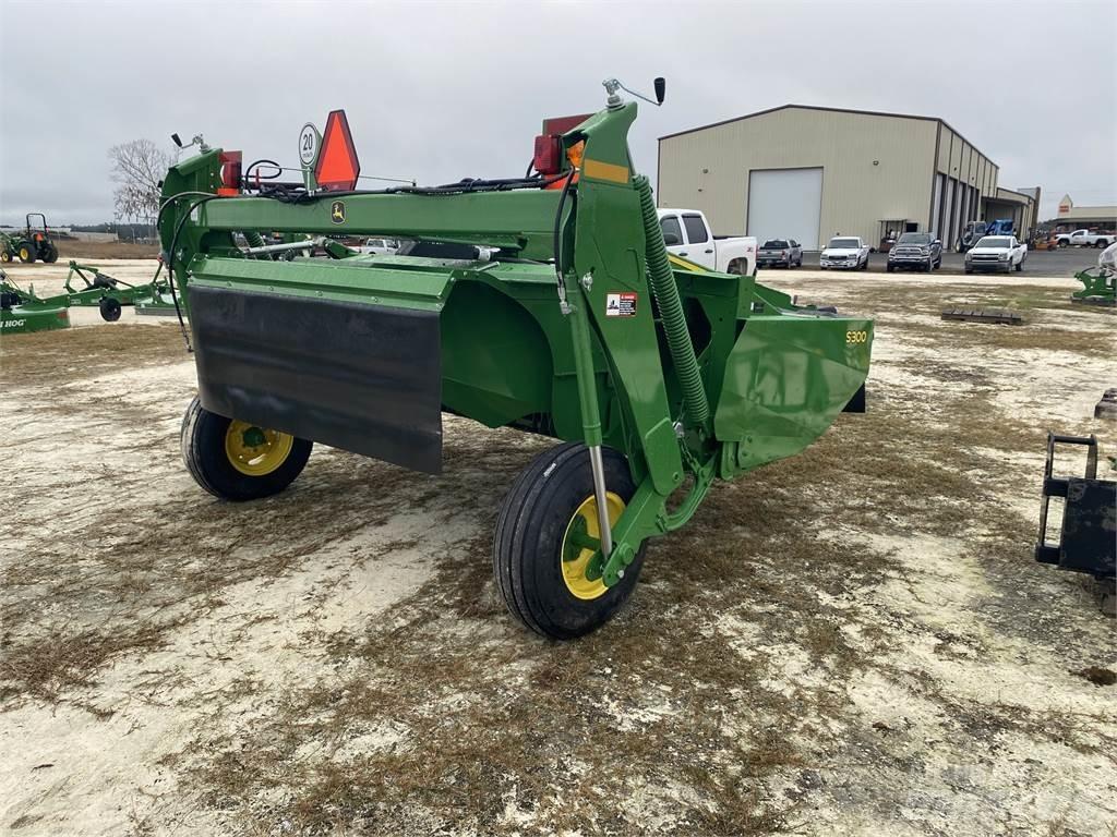John Deere S300 Formuojančios žoliapjovės