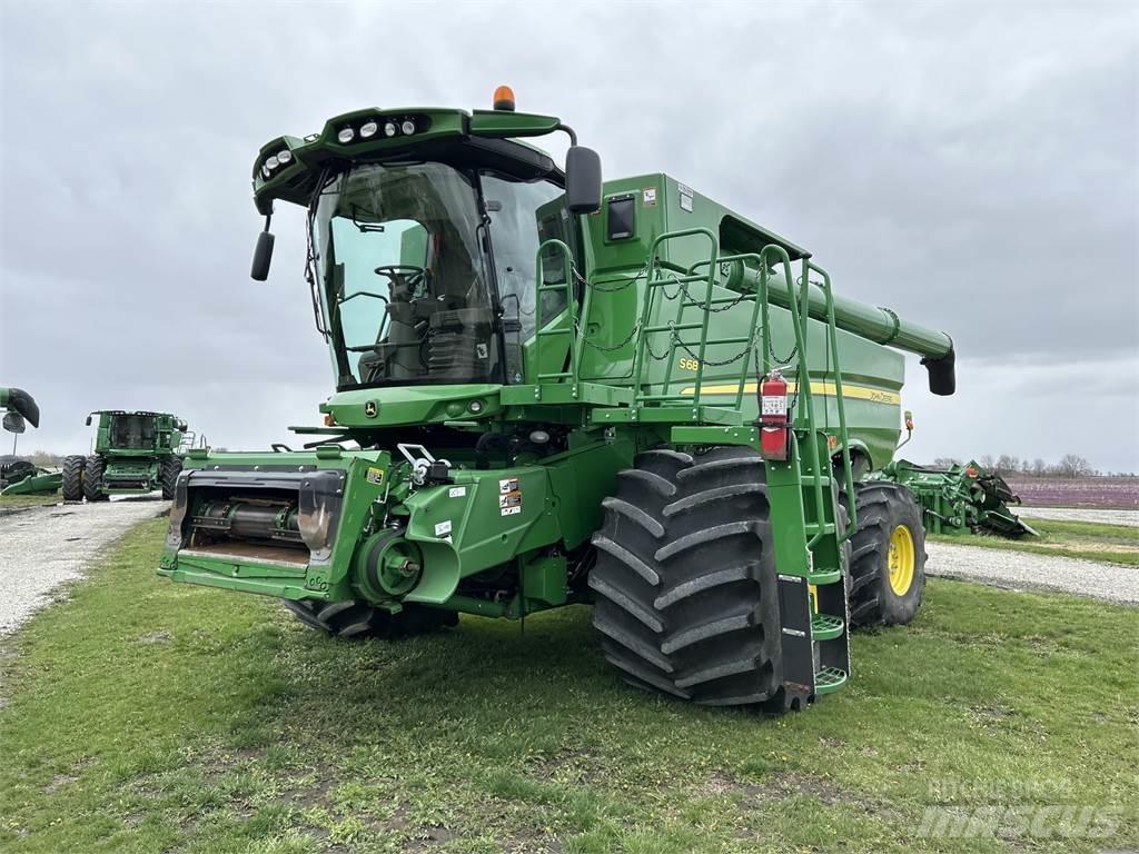 John Deere S680 Derliaus nuėmimo kombainai