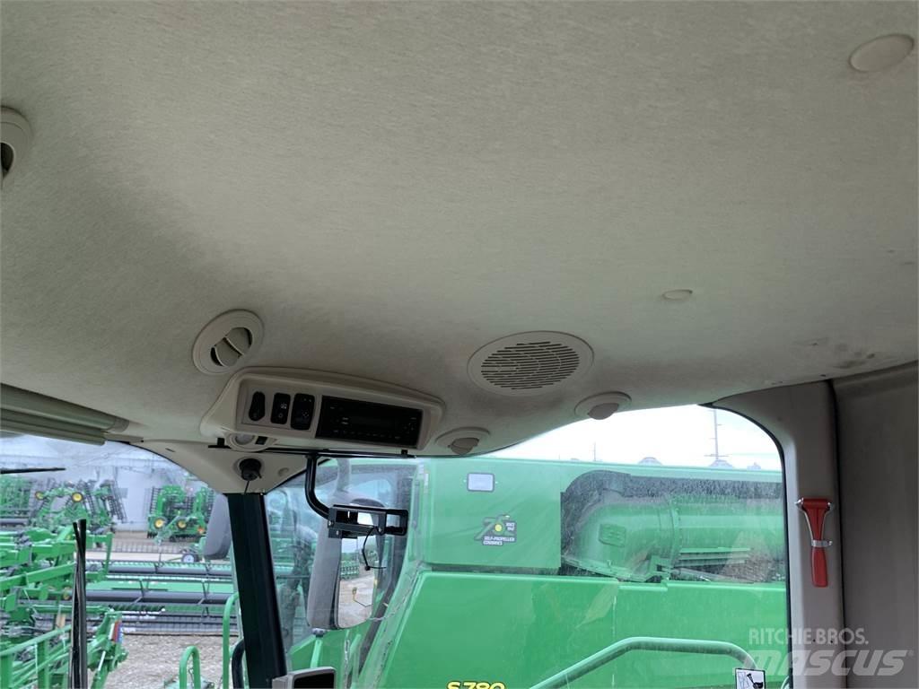 John Deere S680 Derliaus nuėmimo kombainai