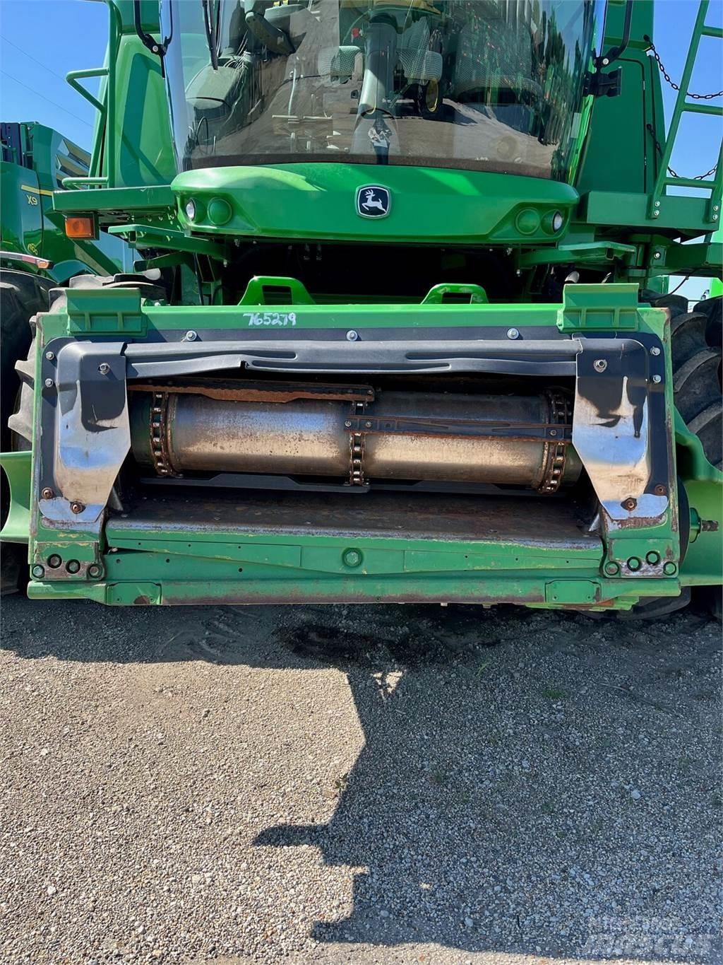 John Deere S680 Derliaus nuėmimo kombainai