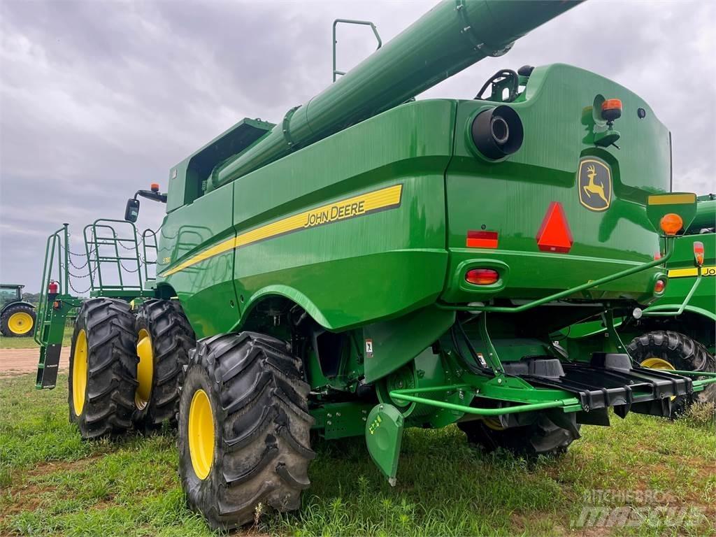 John Deere S780 Derliaus nuėmimo kombainai