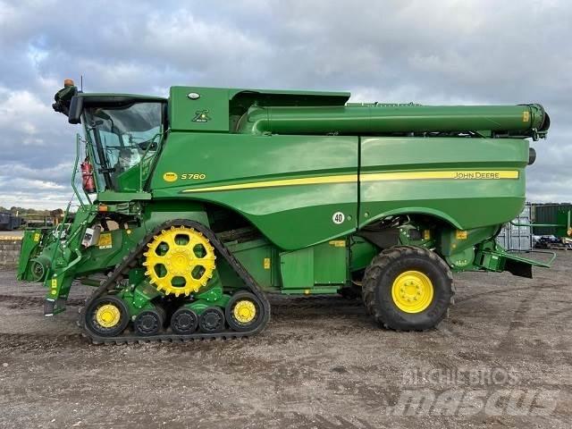 John Deere S780 Derliaus nuėmimo kombainai