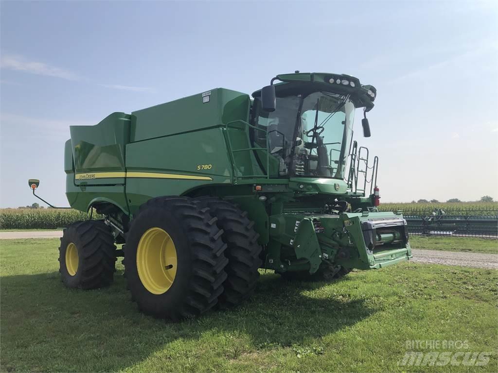 John Deere S780 Derliaus nuėmimo kombainai