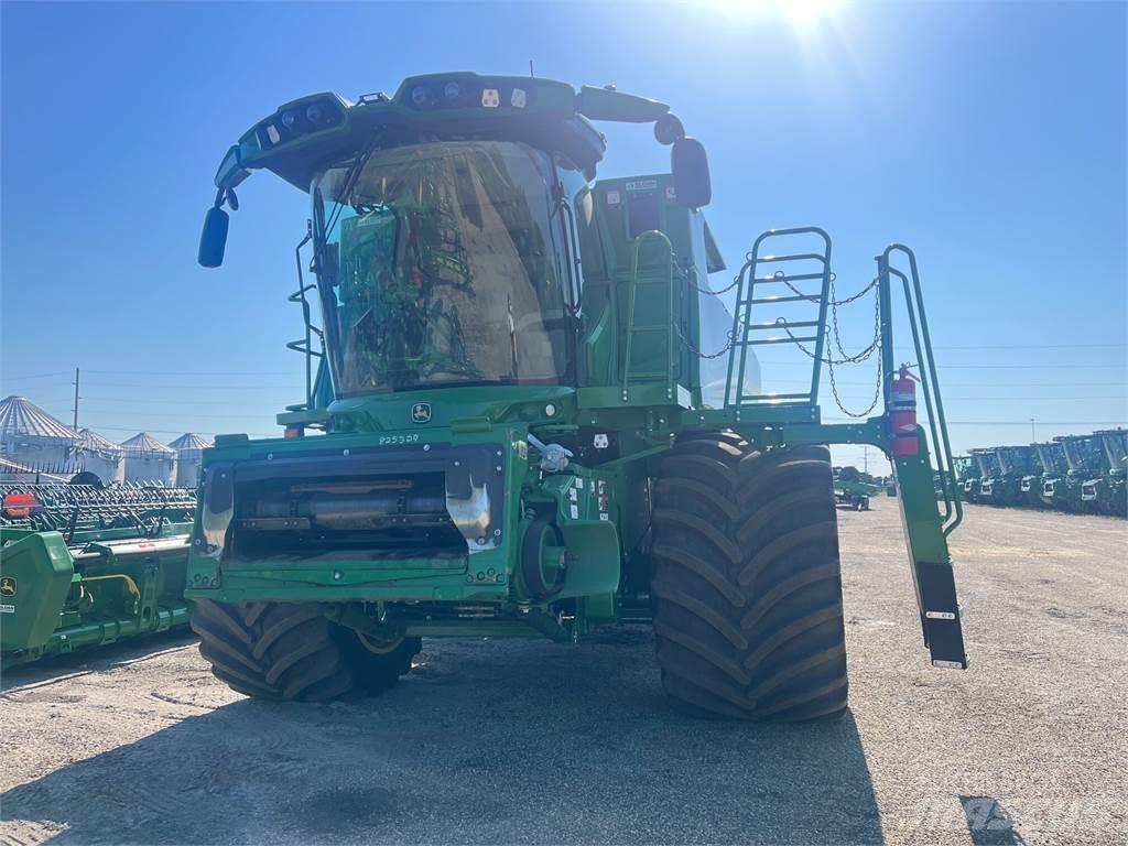 John Deere S790 Derliaus nuėmimo kombainai