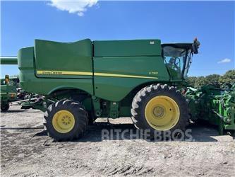 John Deere S790 Derliaus nuėmimo kombainai