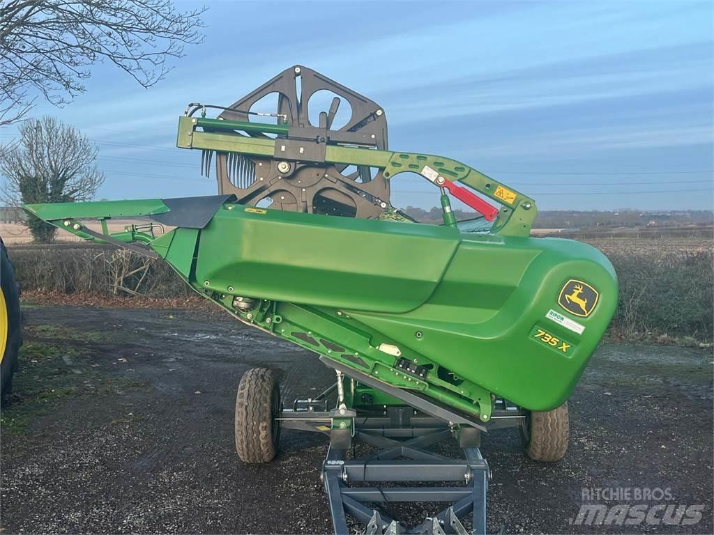 John Deere S790 Derliaus nuėmimo kombainai