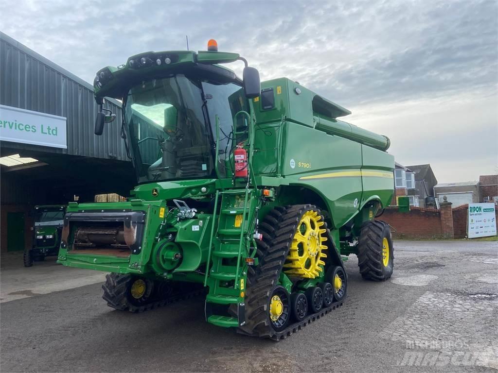 John Deere S790 Derliaus nuėmimo kombainai