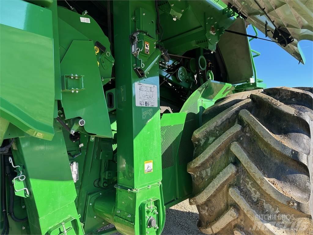 John Deere S790 Derliaus nuėmimo kombainai