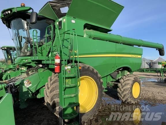 John Deere S790 Derliaus nuėmimo kombainai