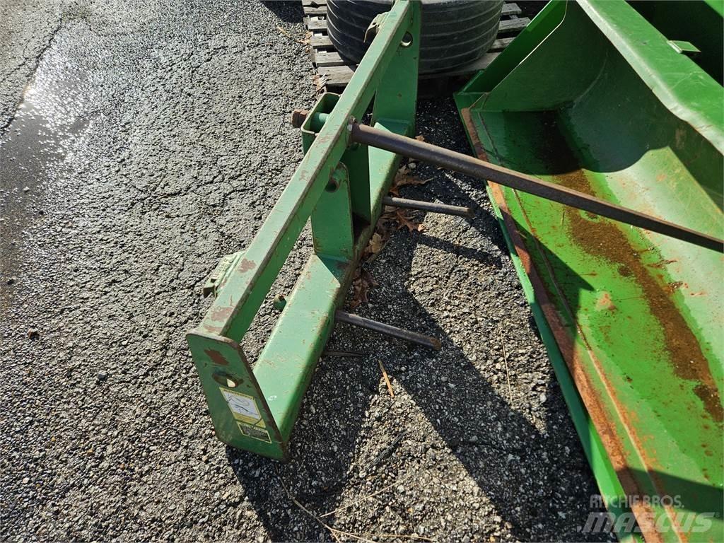 John Deere SE Kiti pašarų derliaus nuėmimo įrengimai
