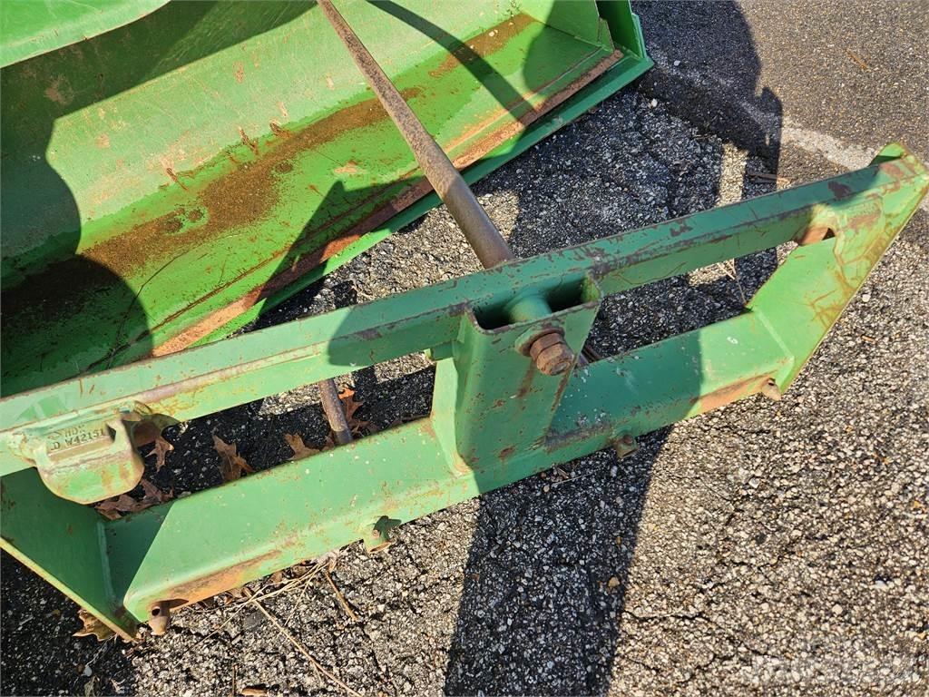 John Deere SE Kiti pašarų derliaus nuėmimo įrengimai