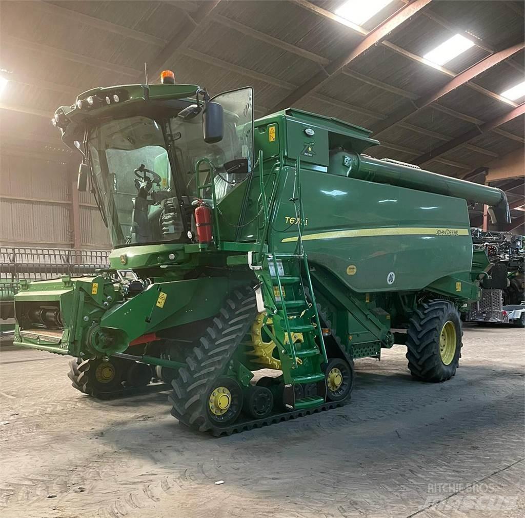 John Deere T670 Derliaus nuėmimo kombainai