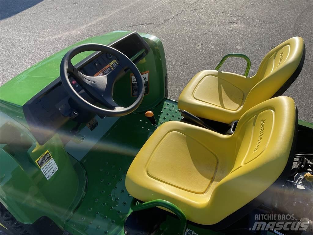 John Deere TX Specializuotos paskirties technika