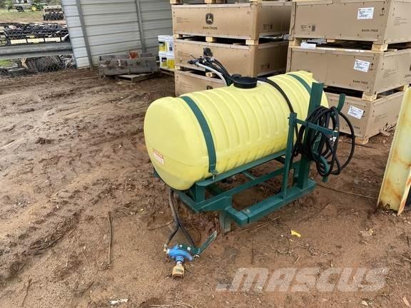 John Deere VN Prikabinami purkštuvai